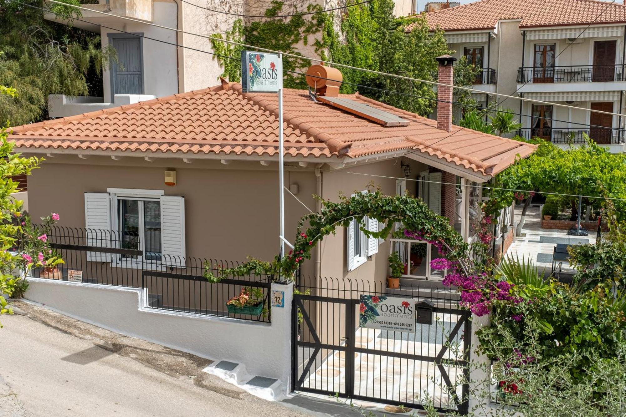 Oasis Home Tolón Exterior photo